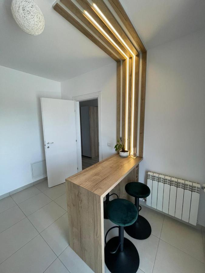 Lara 65 - Cozy & Modern Apartment @ Conest Iasi Exterior foto