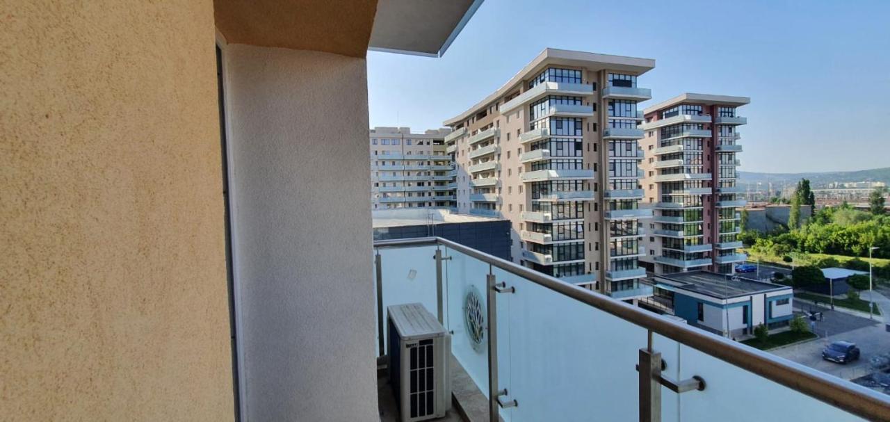 Lara 65 - Cozy & Modern Apartment @ Conest Iasi Exterior foto