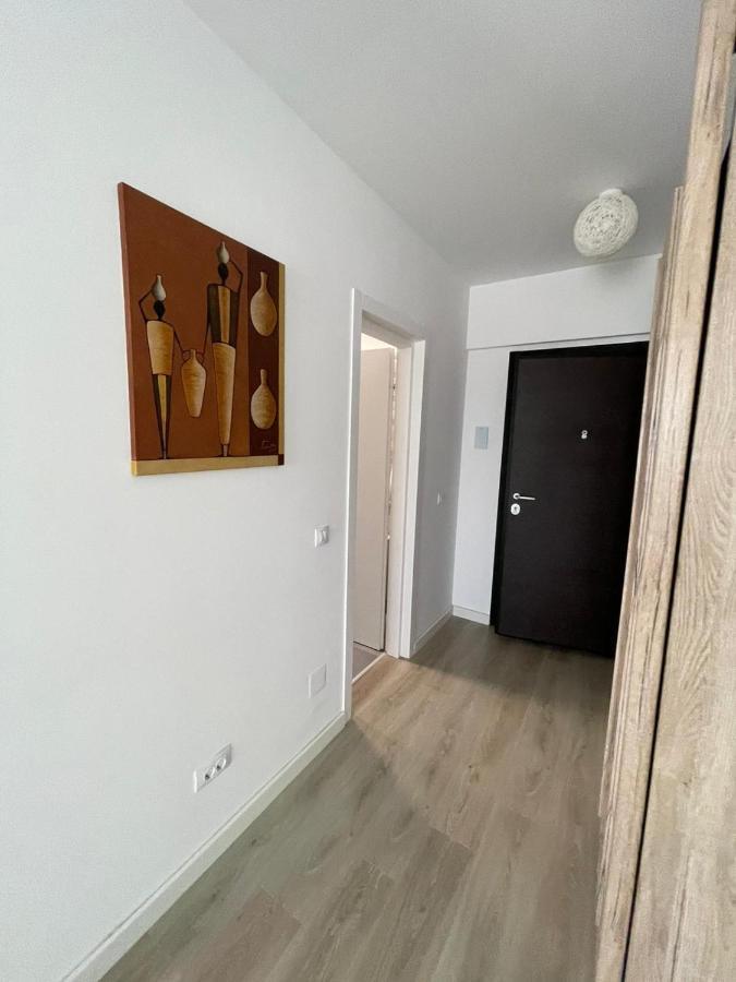 Lara 65 - Cozy & Modern Apartment @ Conest Iasi Exterior foto
