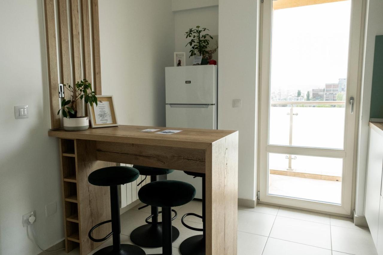 Lara 65 - Cozy & Modern Apartment @ Conest Iasi Exterior foto
