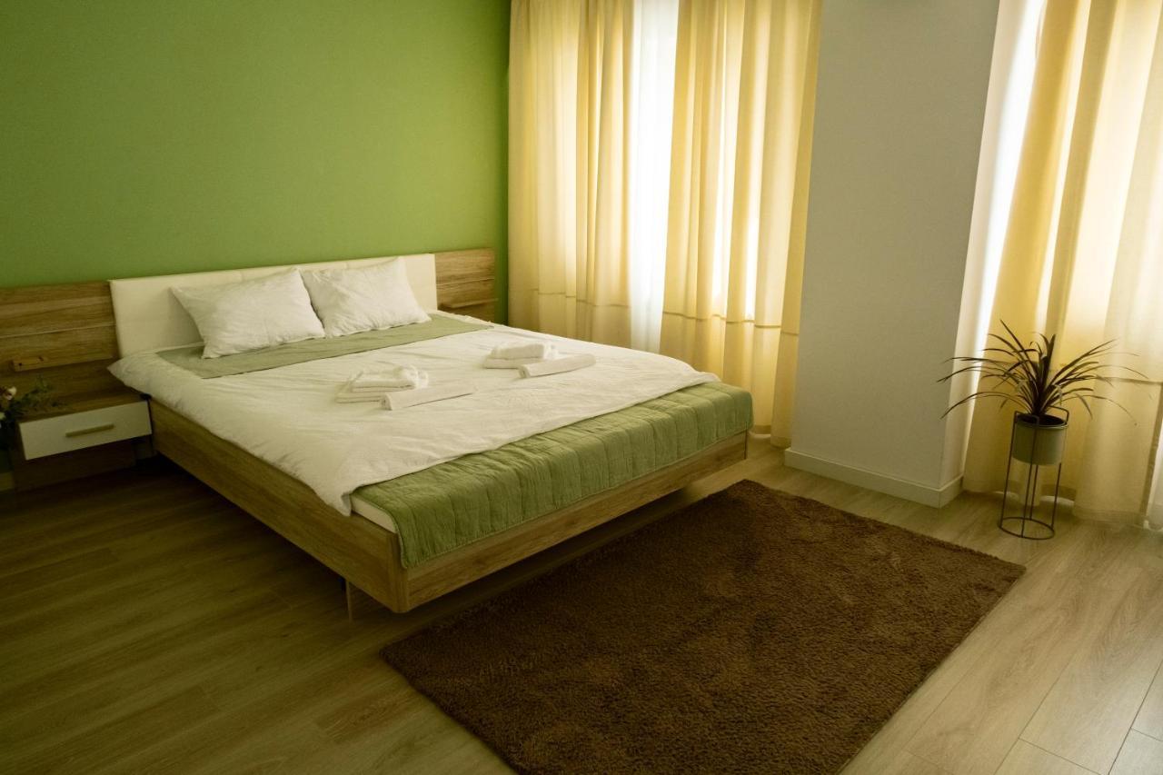 Lara 65 - Cozy & Modern Apartment @ Conest Iasi Exterior foto